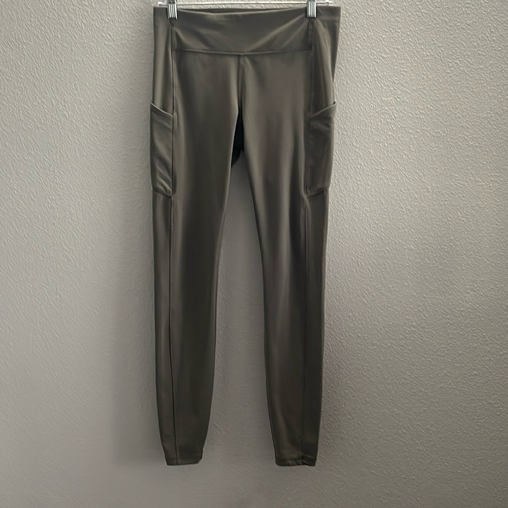 Lululemon Speed Up Mid Rise Legging Size 8